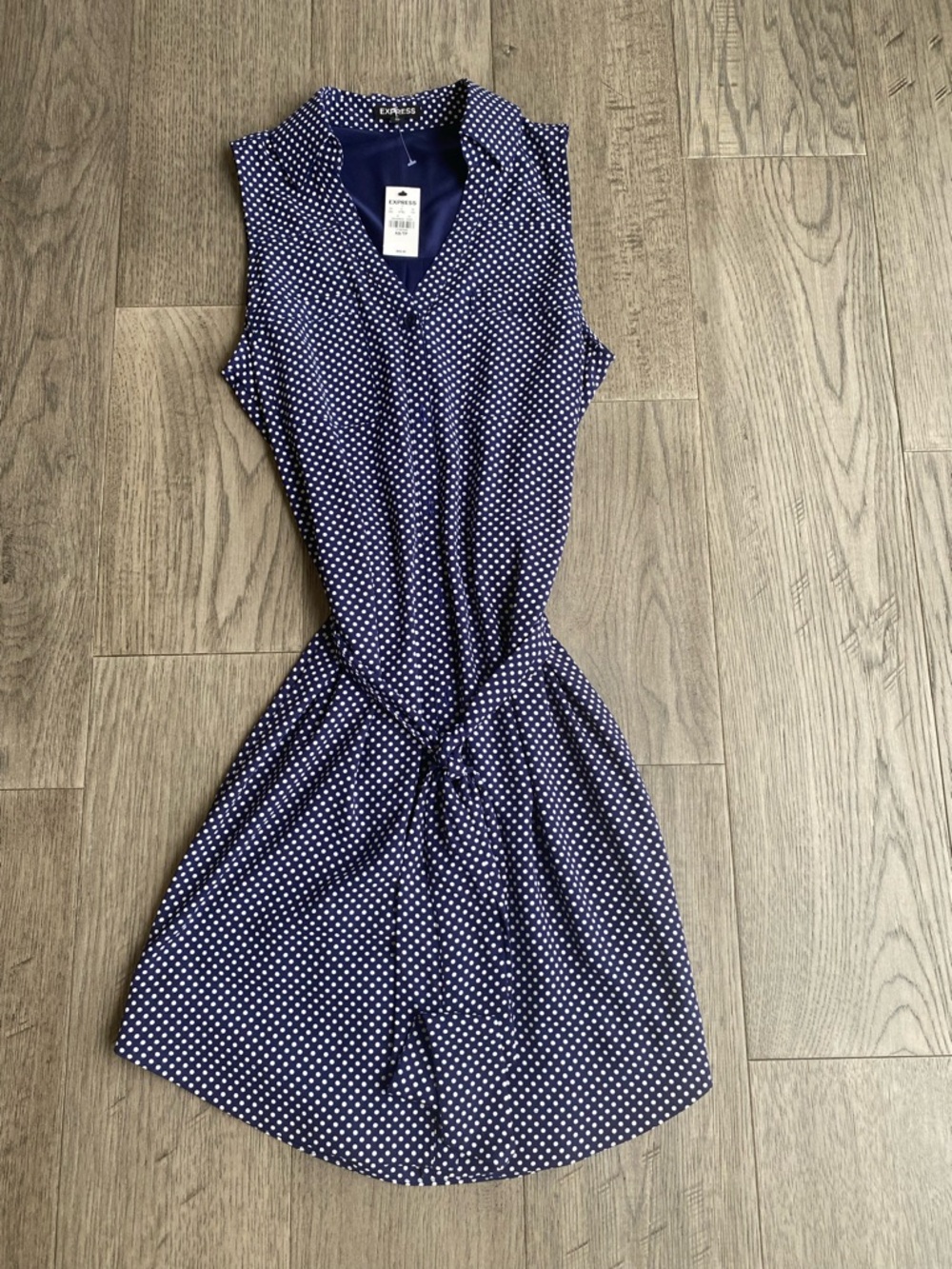 NWT Express Navy and White Polka Dot Sleeveless Tie-Waist Mini Dress Size XS